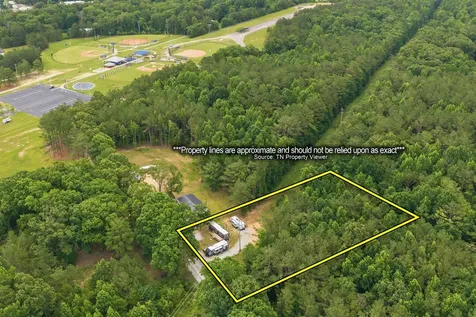 174 Grice Lane Parsons TN 38363