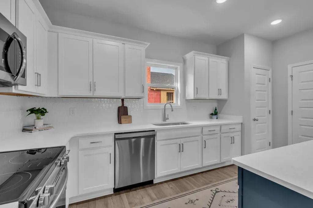 610 Granbury Pvt Drive Hendersonville TN 37075