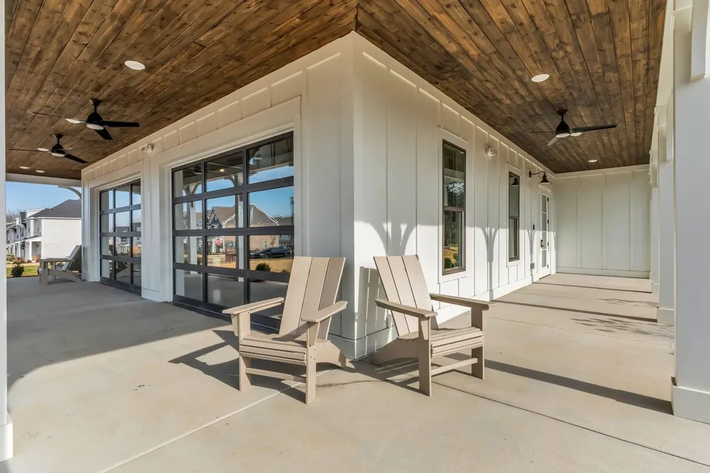 610 Granbury Pvt Drive Hendersonville TN 37075