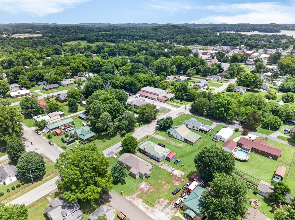 491 Piccadilly Avenue Spring City TN 37381