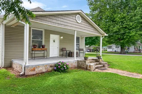 491 Piccadilly Avenue Spring City TN 37381