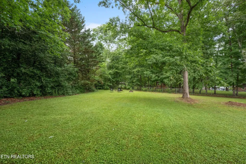 241 Cardinal Loop Crossville TN 38555