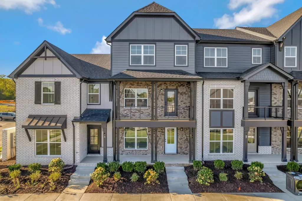 614 Granbury Pvt Drive Hendersonville TN 37075