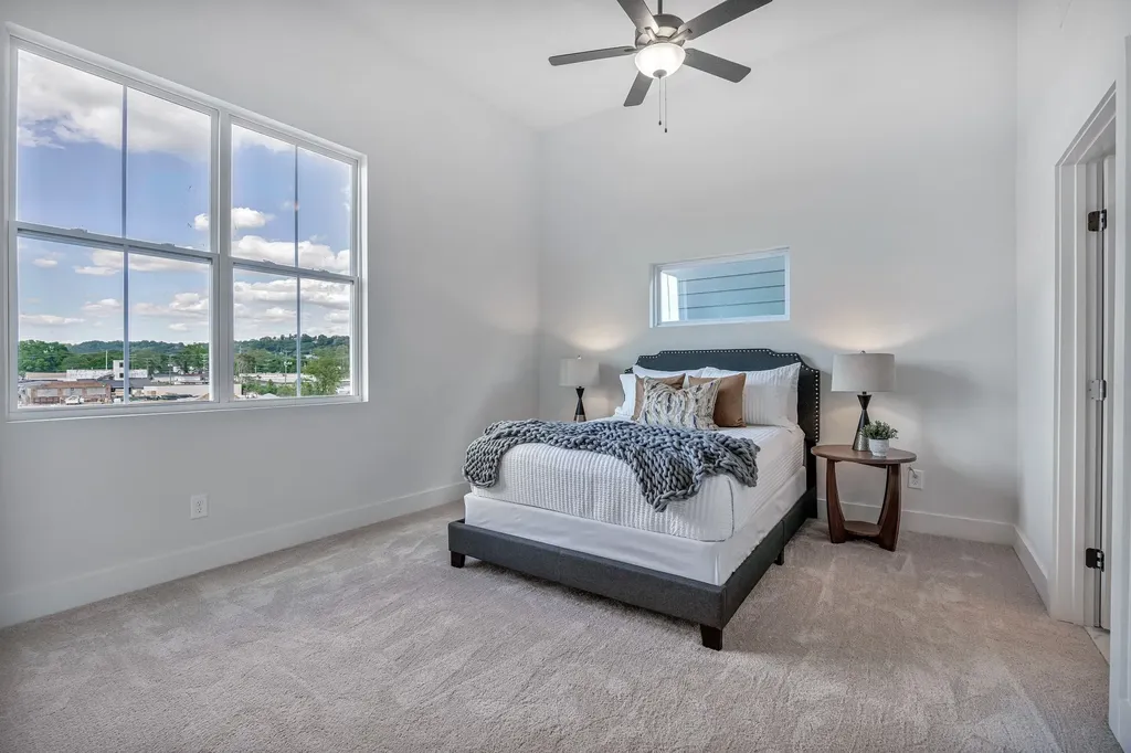 614 Granbury Pvt Drive Hendersonville TN 37075