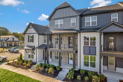 614 Granbury Pvt Drive Hendersonville TN 37075