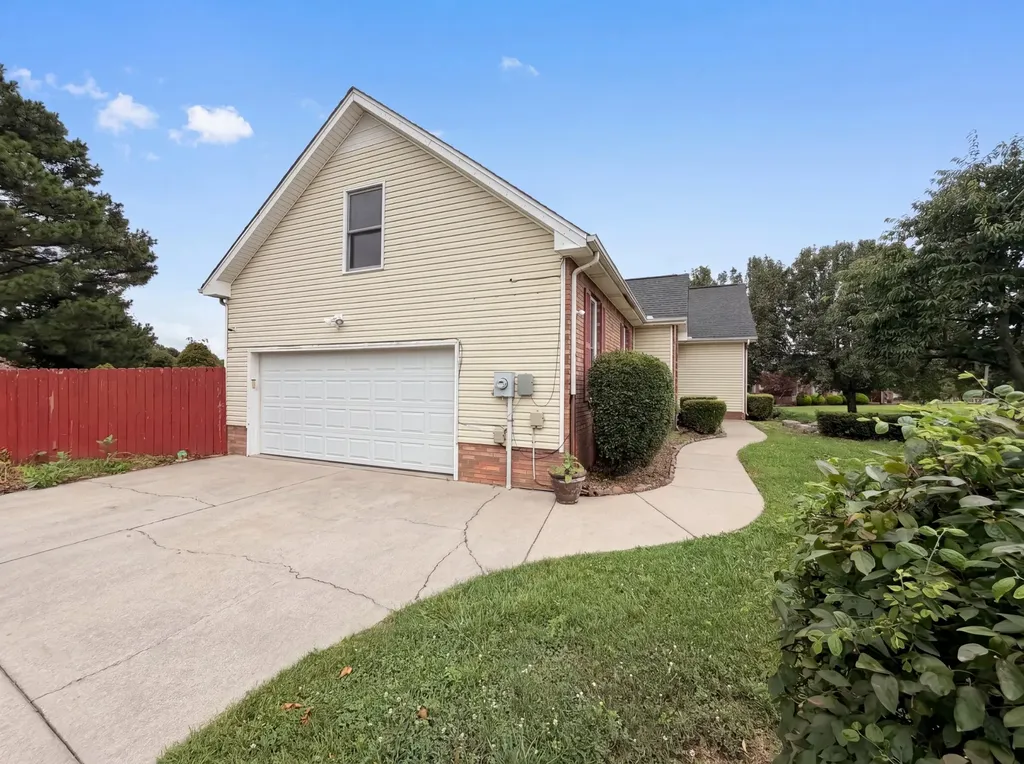 3609 Millington Drive Clarksville TN 37040