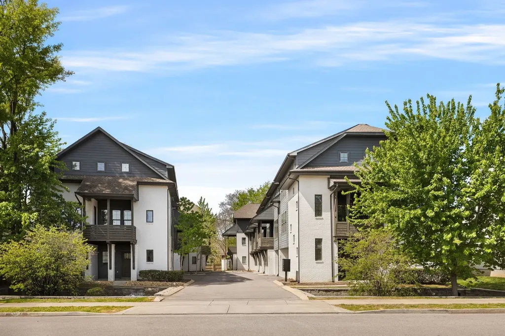 2021 Beech Avenue Nashville TN 37204