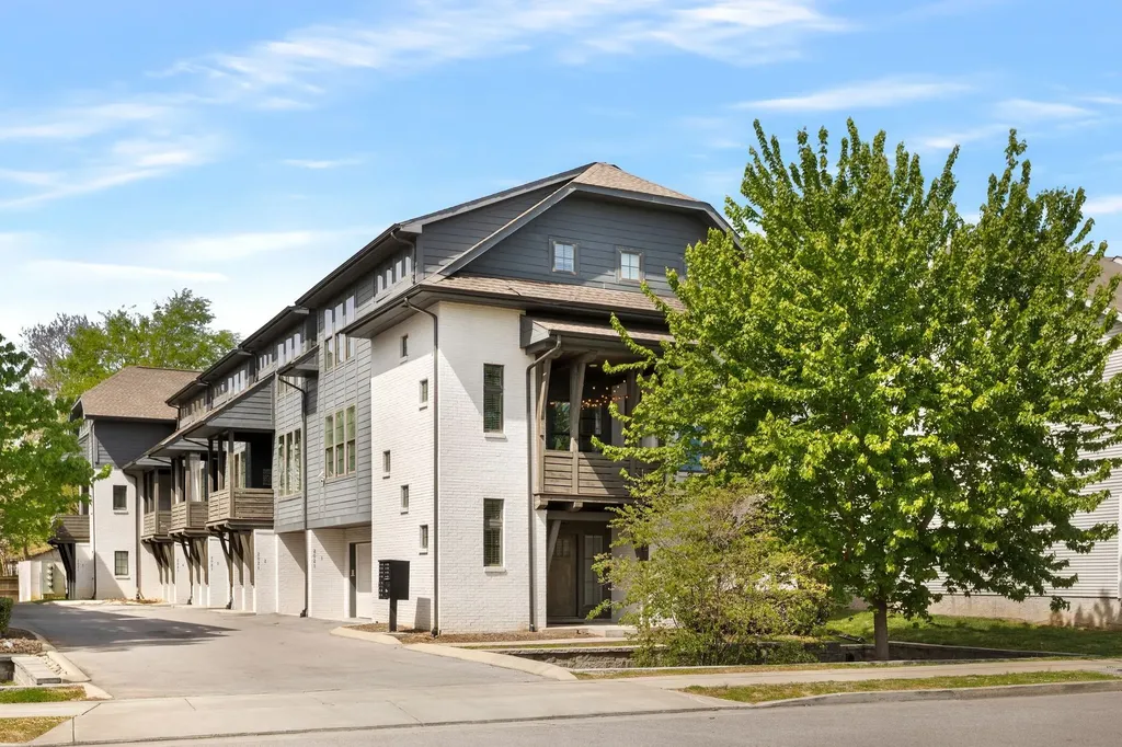 2021 Beech Avenue Nashville TN 37204