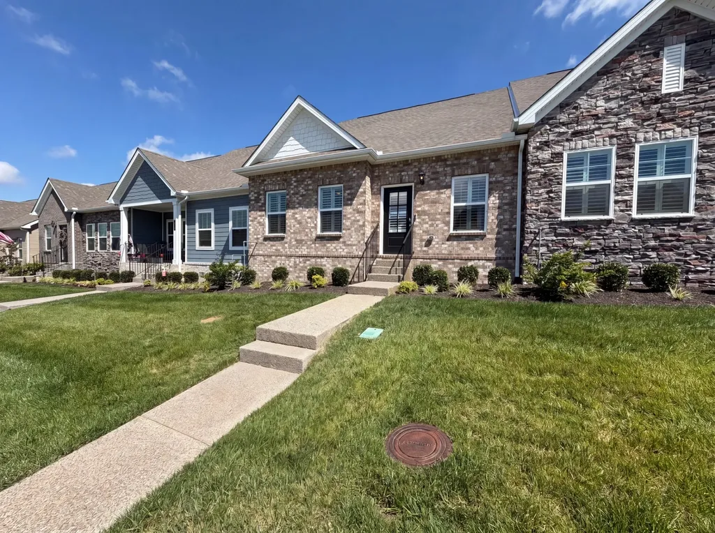 1520 Cedarbrooke Lane Lebanon TN 37090