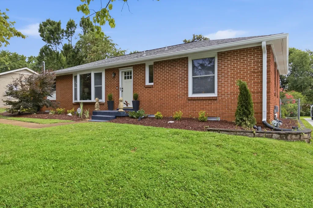 4928 Danby Drive Nashville TN 37211