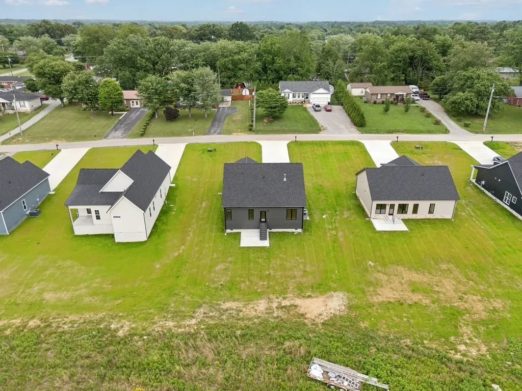 811 Oconnor Street Smithville TN 37166
