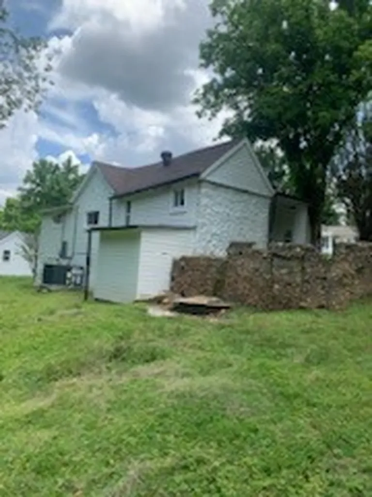 418 Market Street Clarksville TN 37042