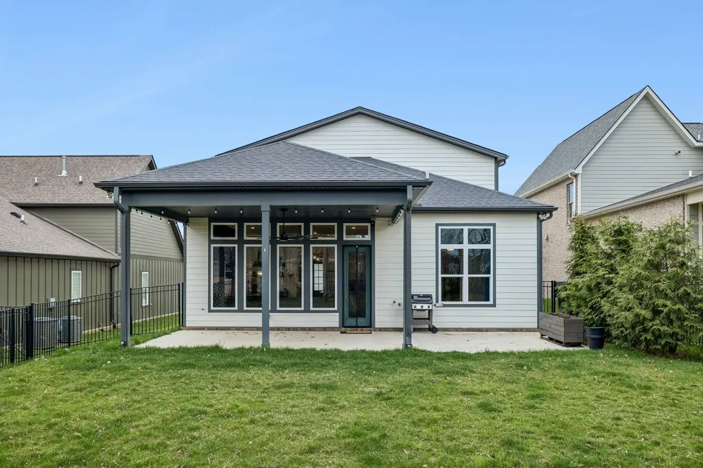1059 Fallow Road Mount Juliet TN 37122