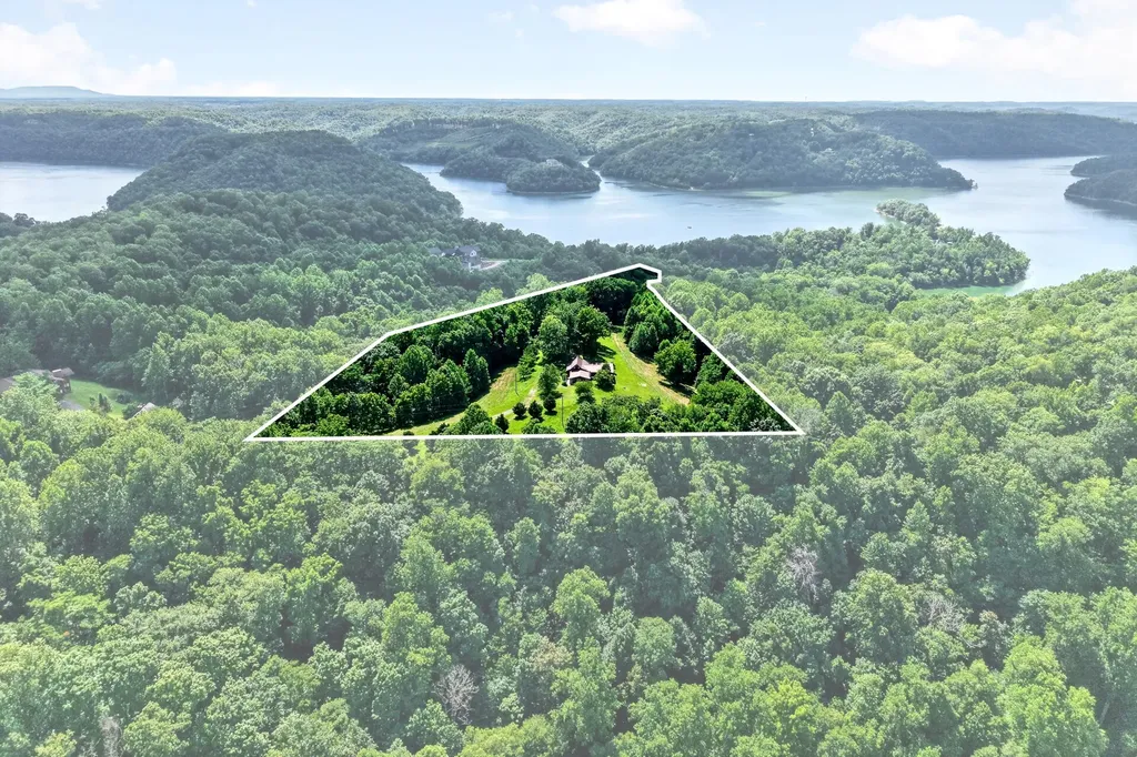 280 Timber Lane Sparta TN 38583
