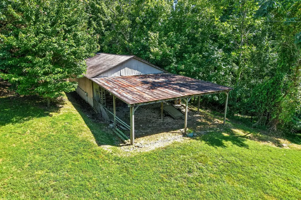 280 Timber Lane Sparta TN 38583