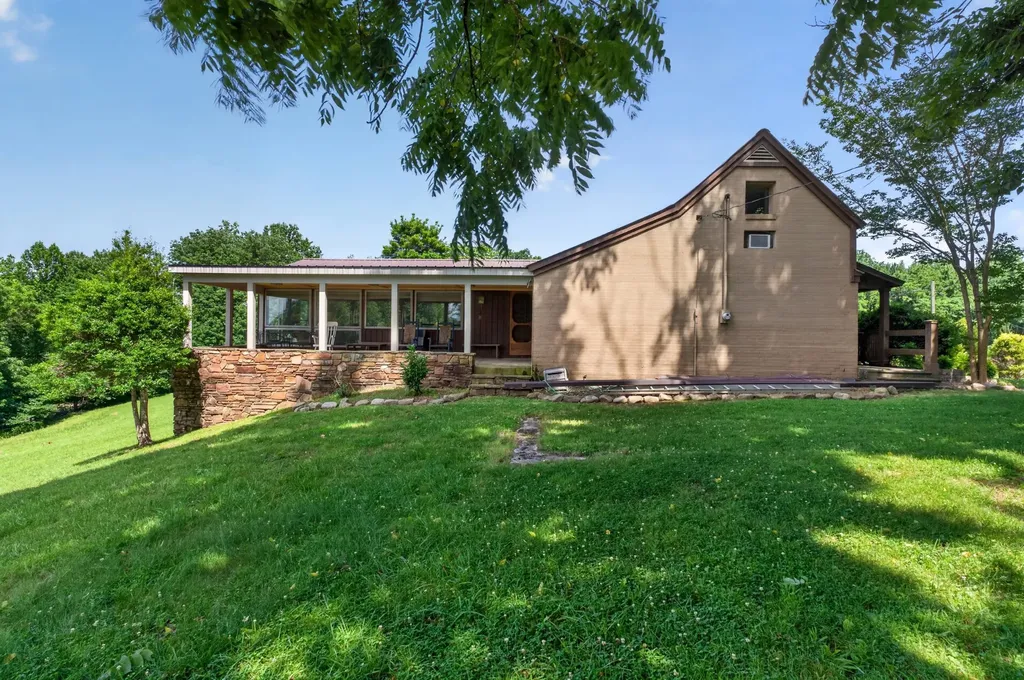 280 Timber Lane Sparta TN 38583