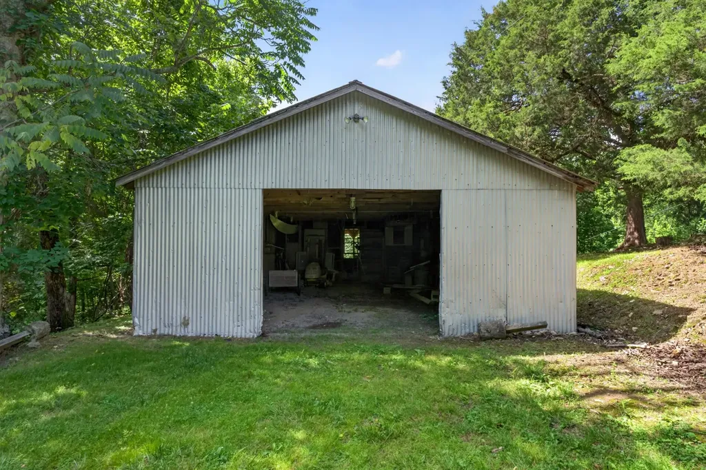 280 Timber Lane Sparta TN 38583