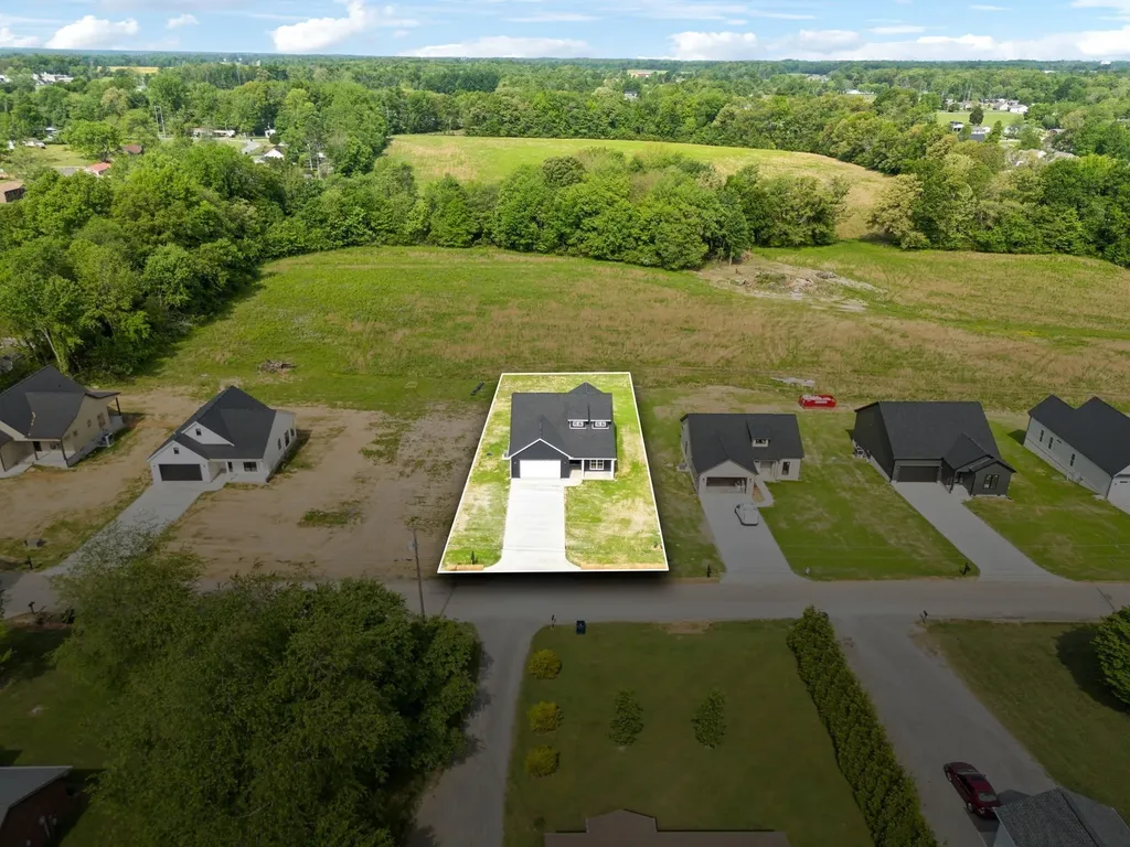 819 Oconnor Street Smithville TN 37166