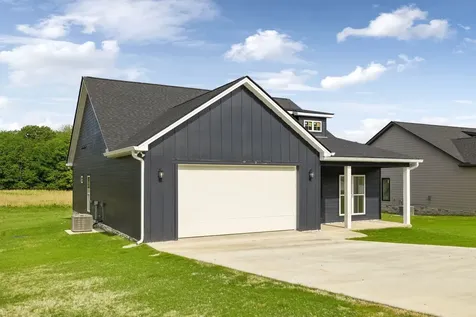 819 Oconnor Street Smithville TN 37166