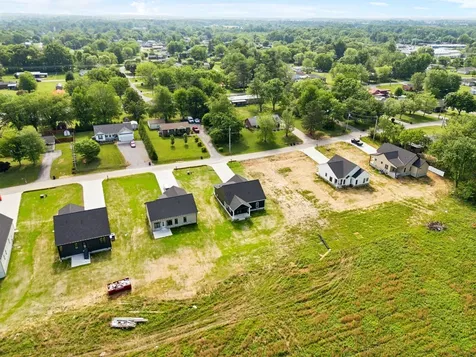 819 Oconnor Street Smithville TN 37166