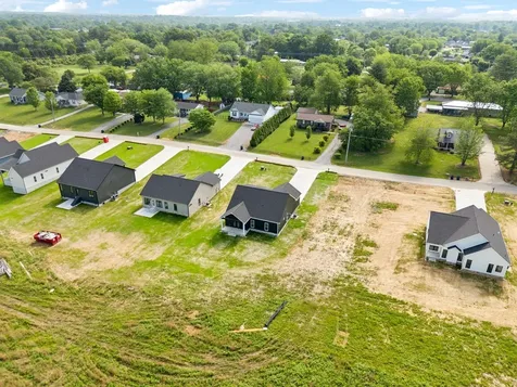 819 Oconnor Street Smithville TN 37166