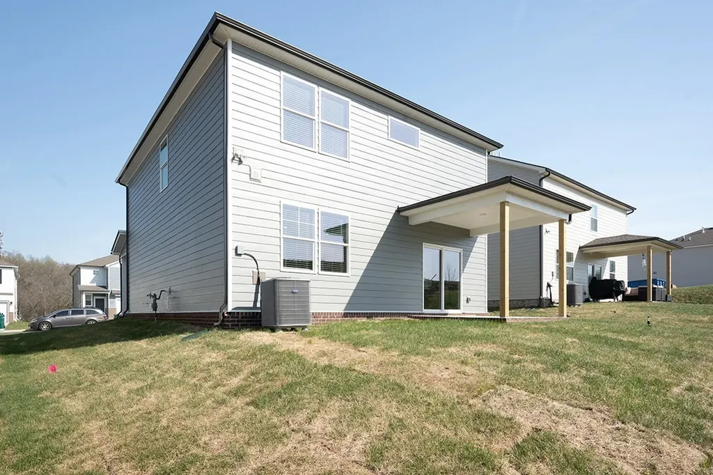 279 West Millbrook Drive Spring Hill TN 37174