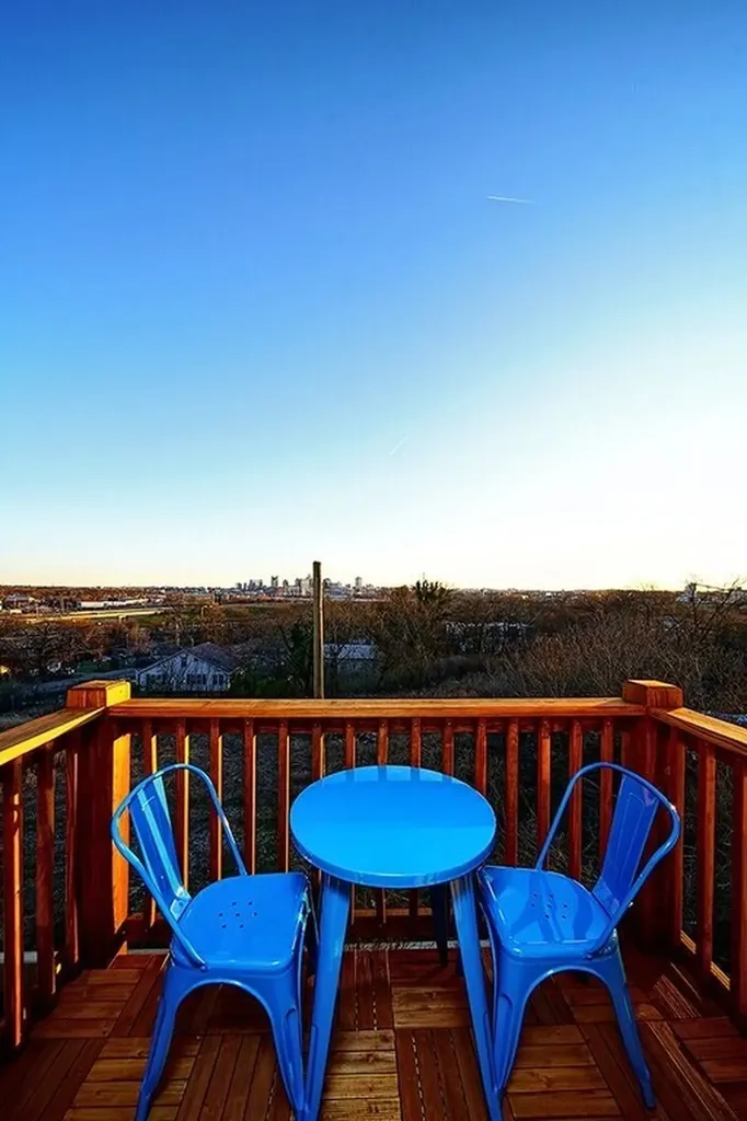 64 Fern Avenue Nashville TN 37207