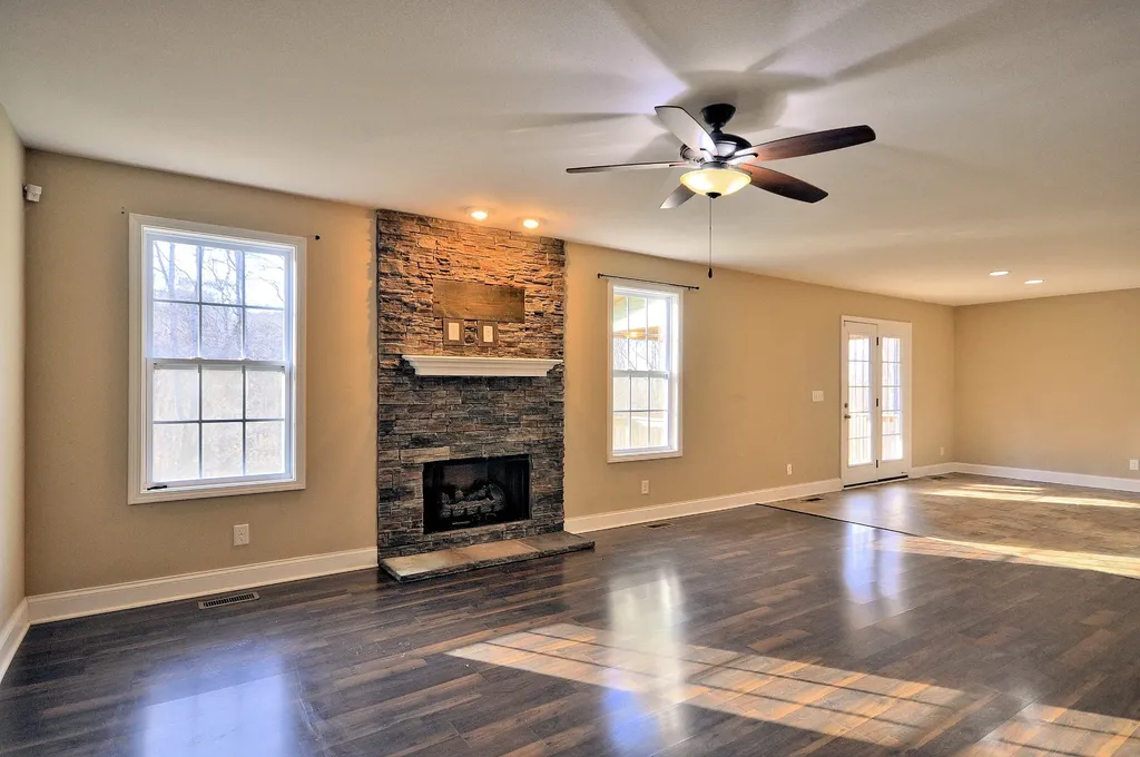 446 Cyprus Court Clarksville TN 37040