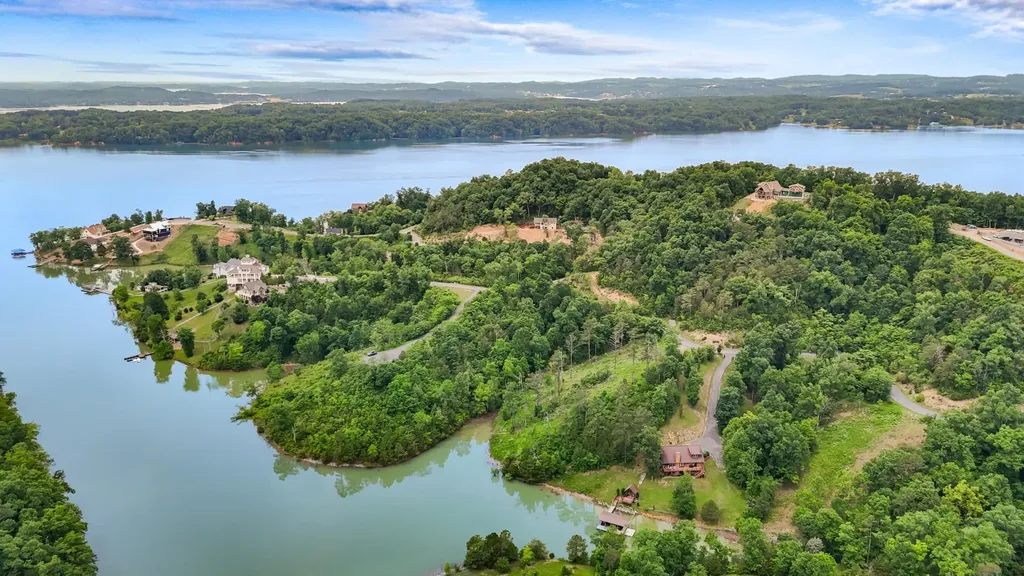 79 Stone Bridge Drive Dandridge TN 37725