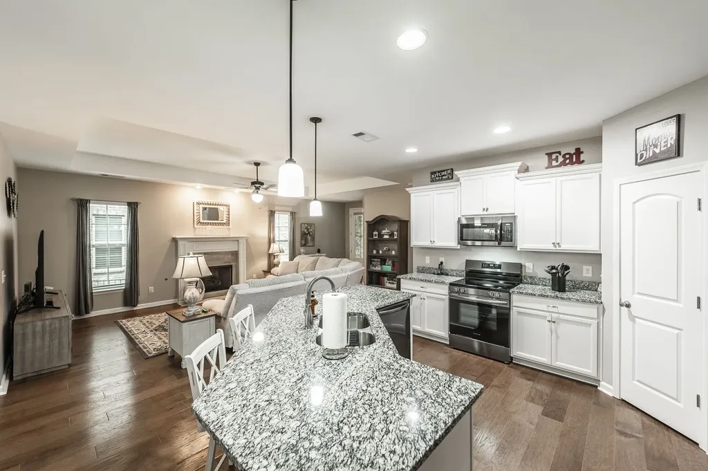 1170 Cavaletti Cir, W Gallatin TN 37066