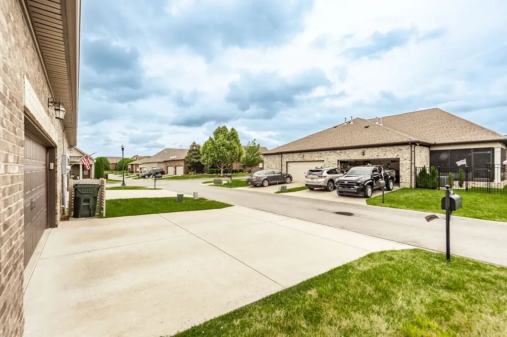 1170 Cavaletti Cir, W Gallatin TN 37066