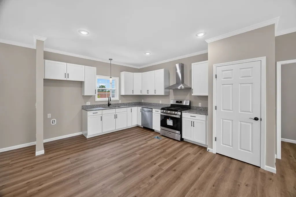 208 E Crawford Avenue Monterey TN 38574