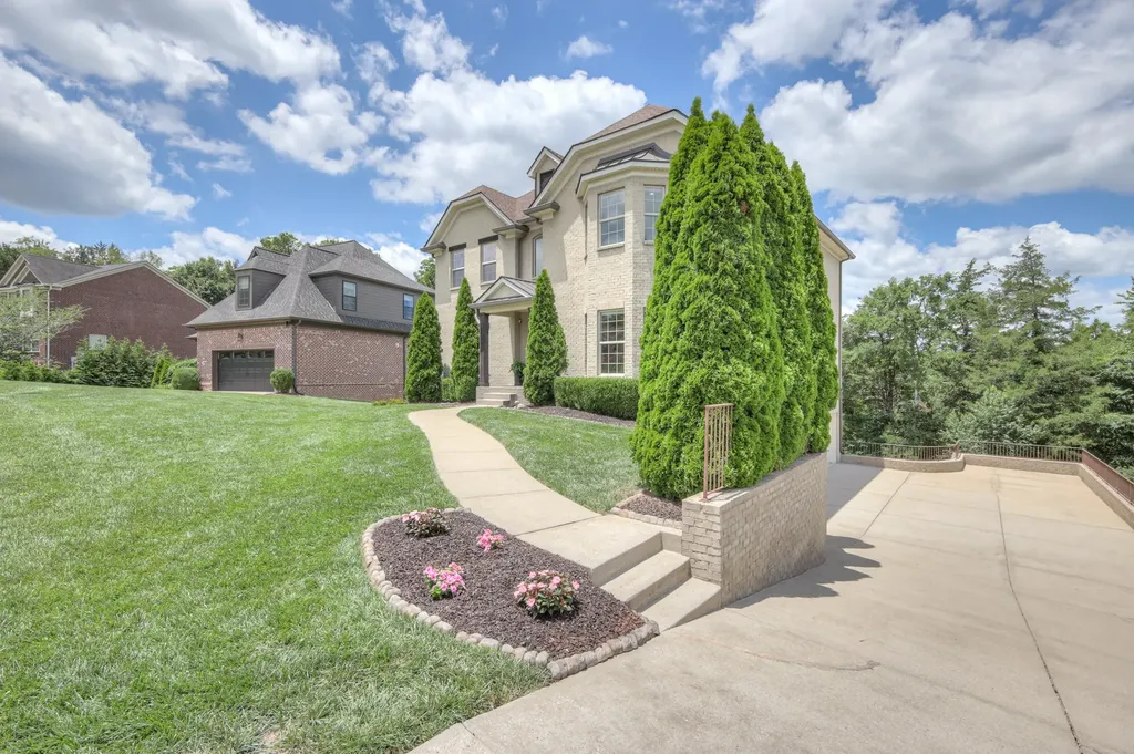 1378 Sweetwater Drive Brentwood TN 37027