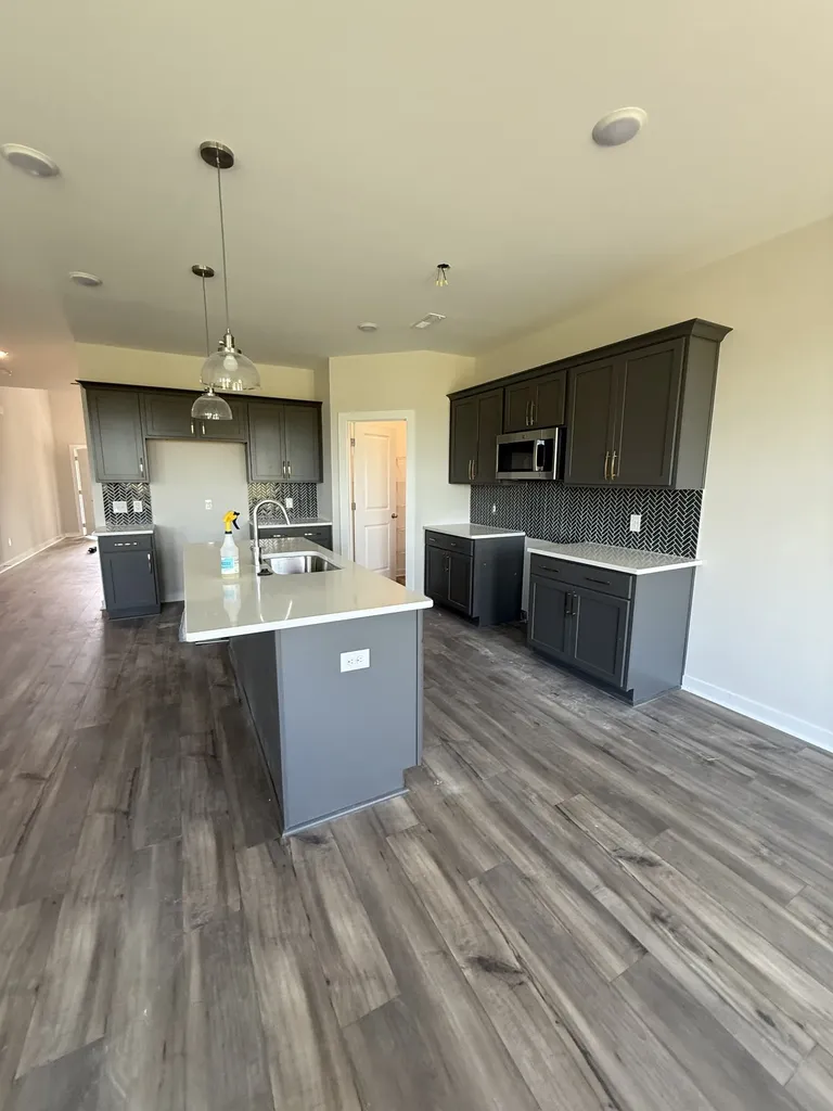 3600 Heartland Drive Columbia TN 38401