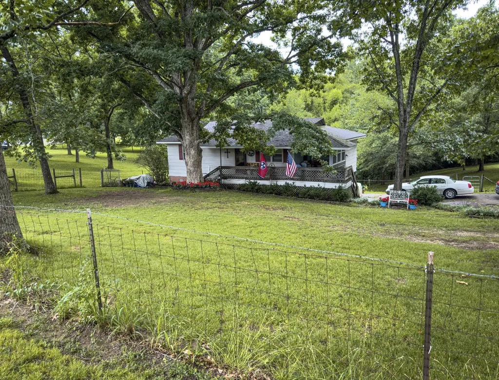 7447 Greer Road, N Goodlettsville TN 37072