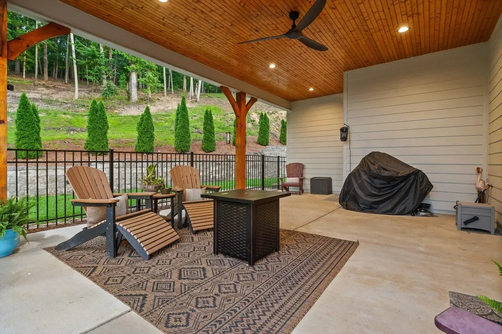 9962 Caseview Drive Harrison TN 37341