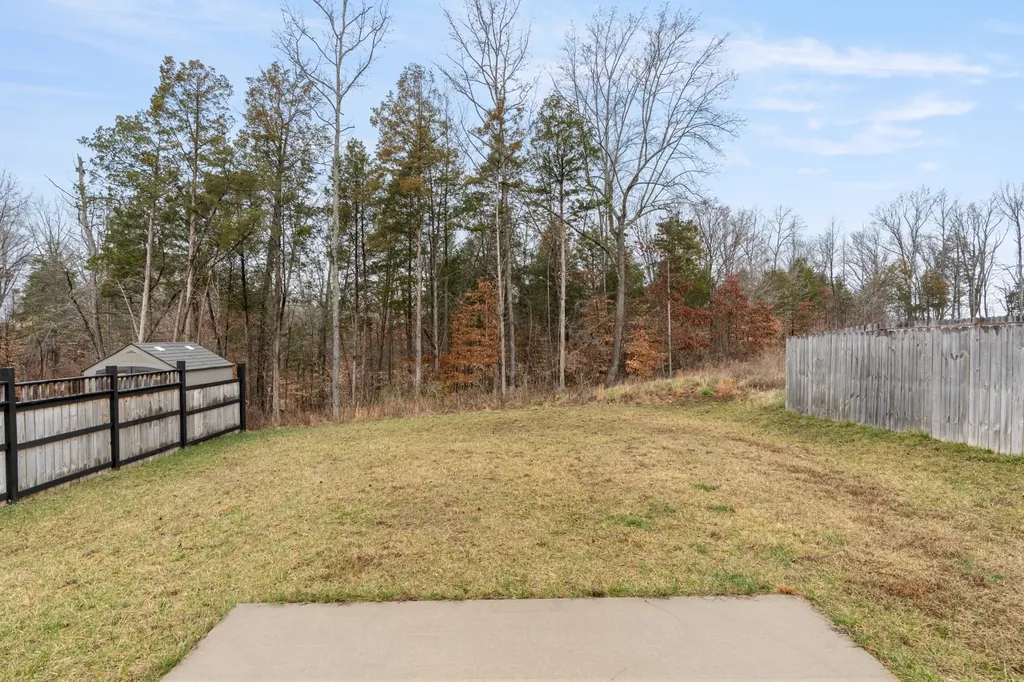 412 Hillside Drive Clarksville TN 37040