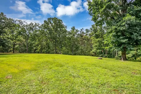 4251 Moss Hill Drive Nunnelly TN 37137