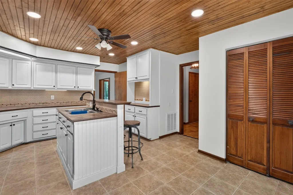 466 Willow Oak Drive Winchester TN 37398