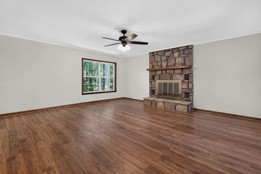 466 Willow Oak Drive Winchester TN 37398
