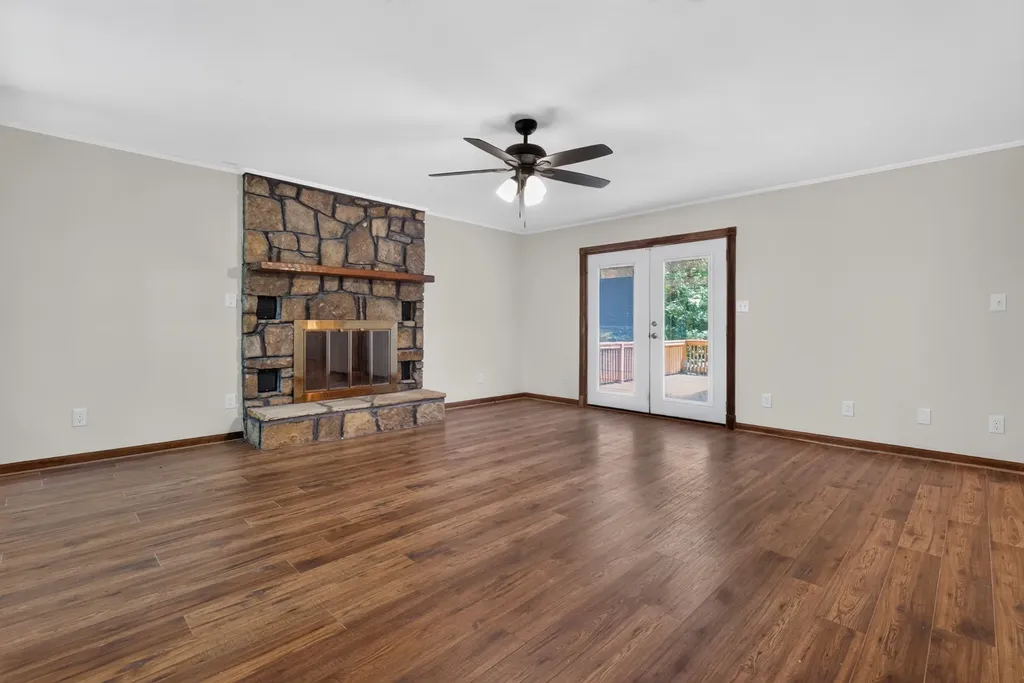 466 Willow Oak Drive Winchester TN 37398