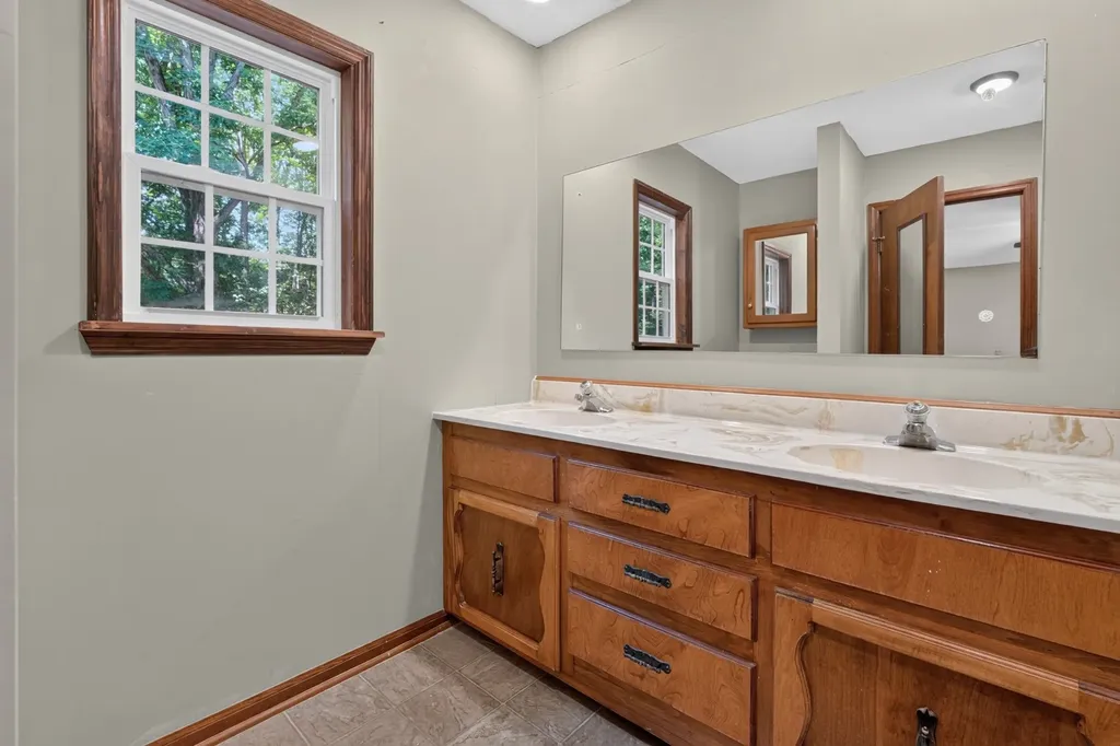 466 Willow Oak Drive Winchester TN 37398