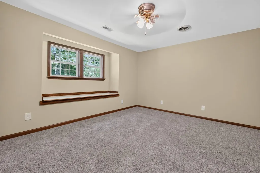466 Willow Oak Drive Winchester TN 37398