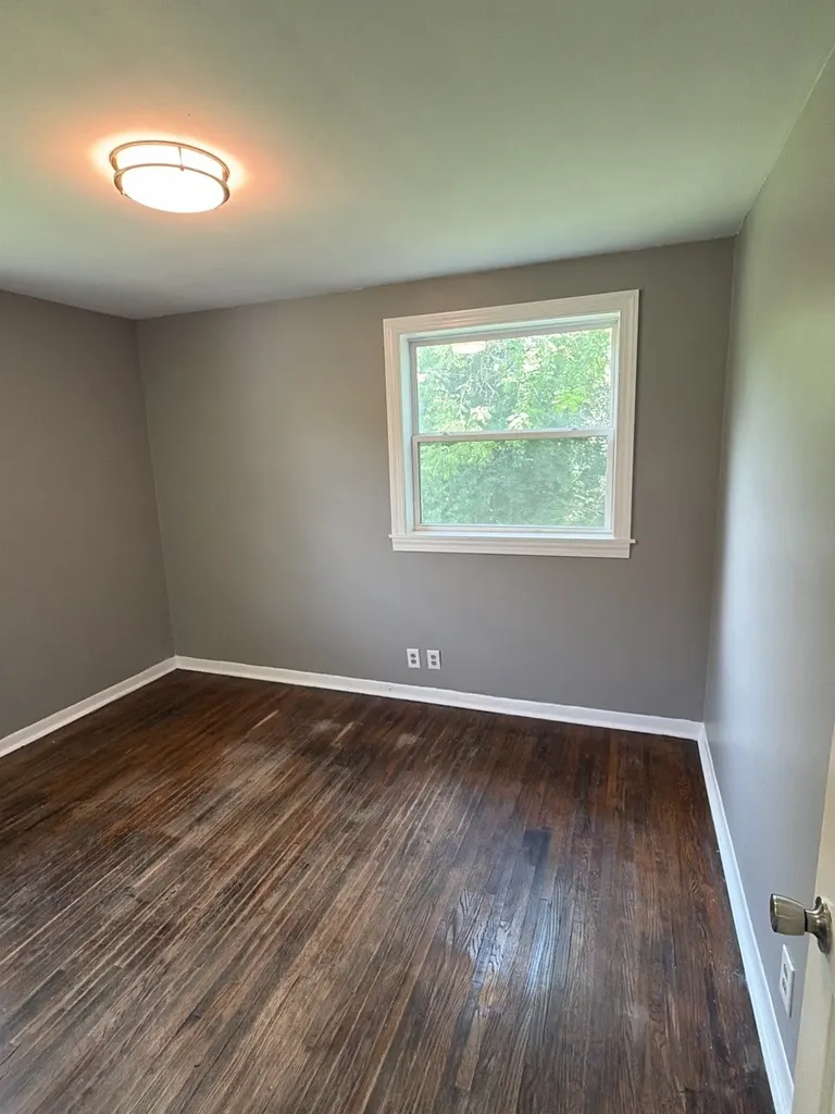 100 Glenmont Drive Nashville TN 37210
