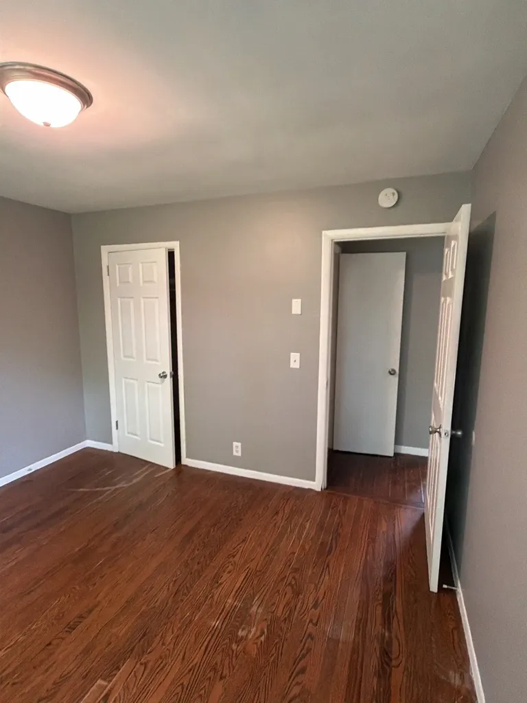100 Glenmont Drive Nashville TN 37210