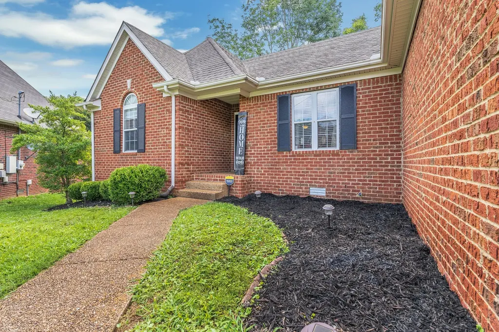712 Milbridge Court Antioch TN 37013