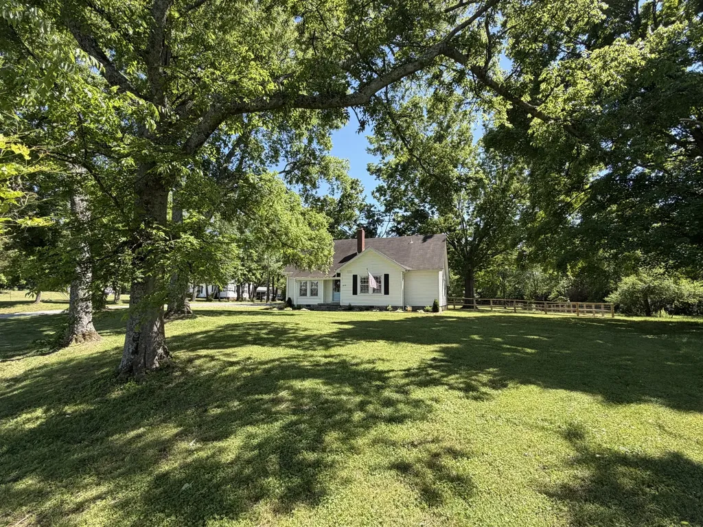 1610 Cairo Road Gallatin TN 37066