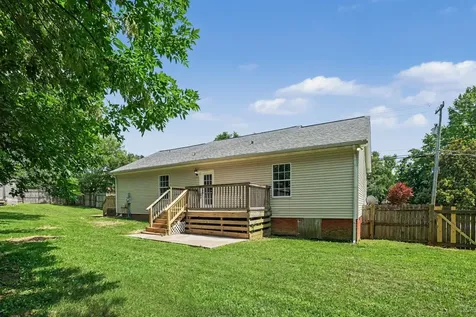 187 S Palmers Chapel Road White House TN 37188