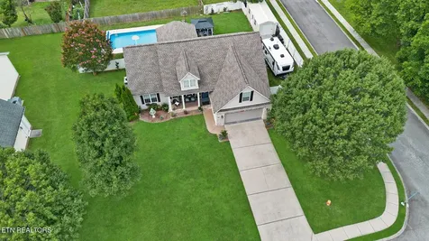 136 Thoroughbred Drive Cleveland TN 37312