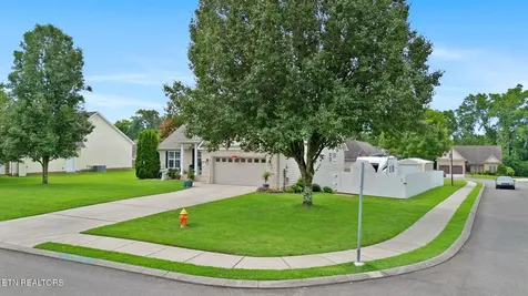 136 Thoroughbred Drive Cleveland TN 37312